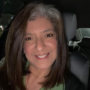 Meet your Posher, Michele